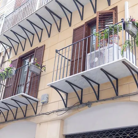 Ai Bottonai Casa 23 Palermo