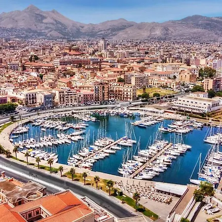 Ai Bottonai Casa 23 *